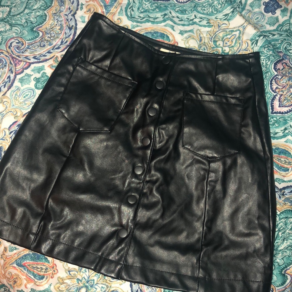 Leather button skirt